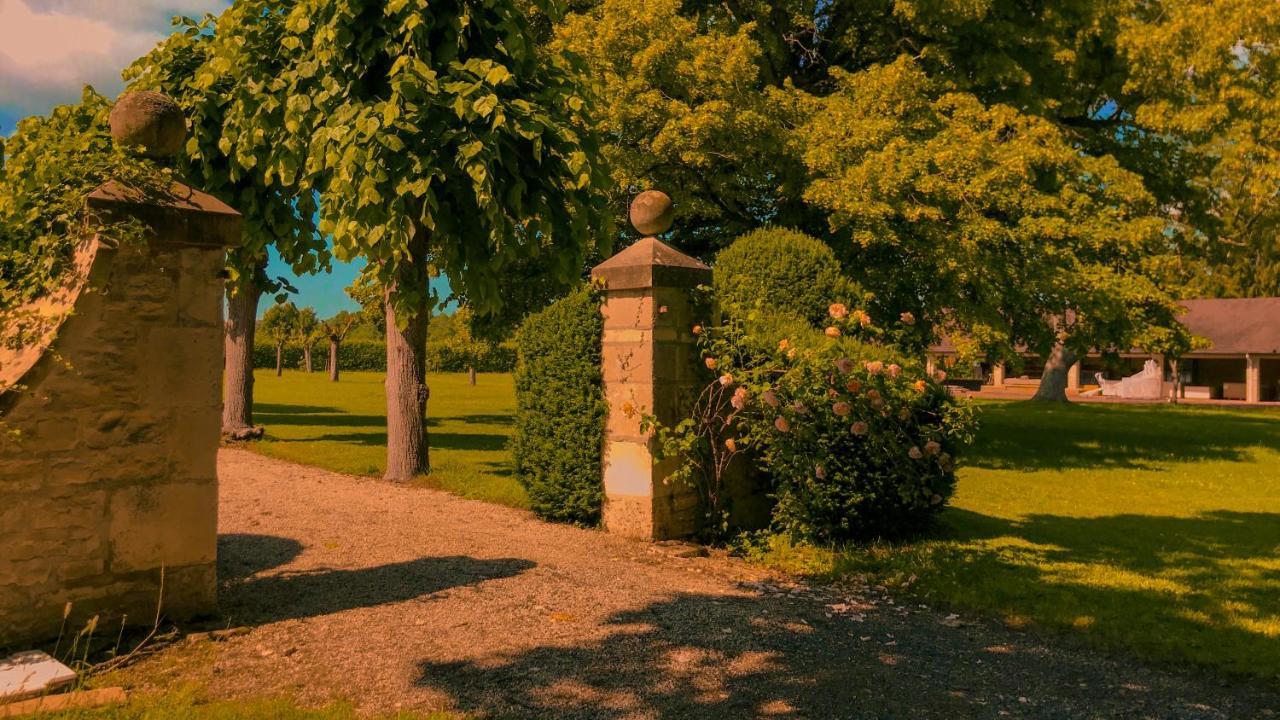Le Manoir De Laferte-Sur-Aube Hotel Bagian luar foto